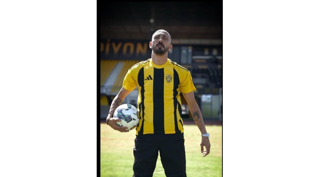 Aliağa FK'dan flaş transfer: Ahmet İlhan Özek resmen imzayı attı