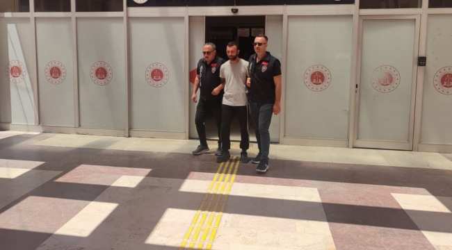 Bergama 'da Mısır tarlasına gizlenen uyuşturucu taciri yakalandı