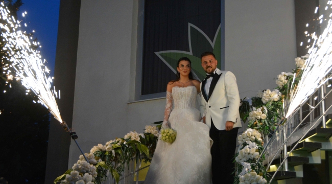 Ceylan ve Bahadır Ailelerinin Mutlu Günü: Hüseyin Ceylan ile Canan Bahadır Dünyaevine Girdi