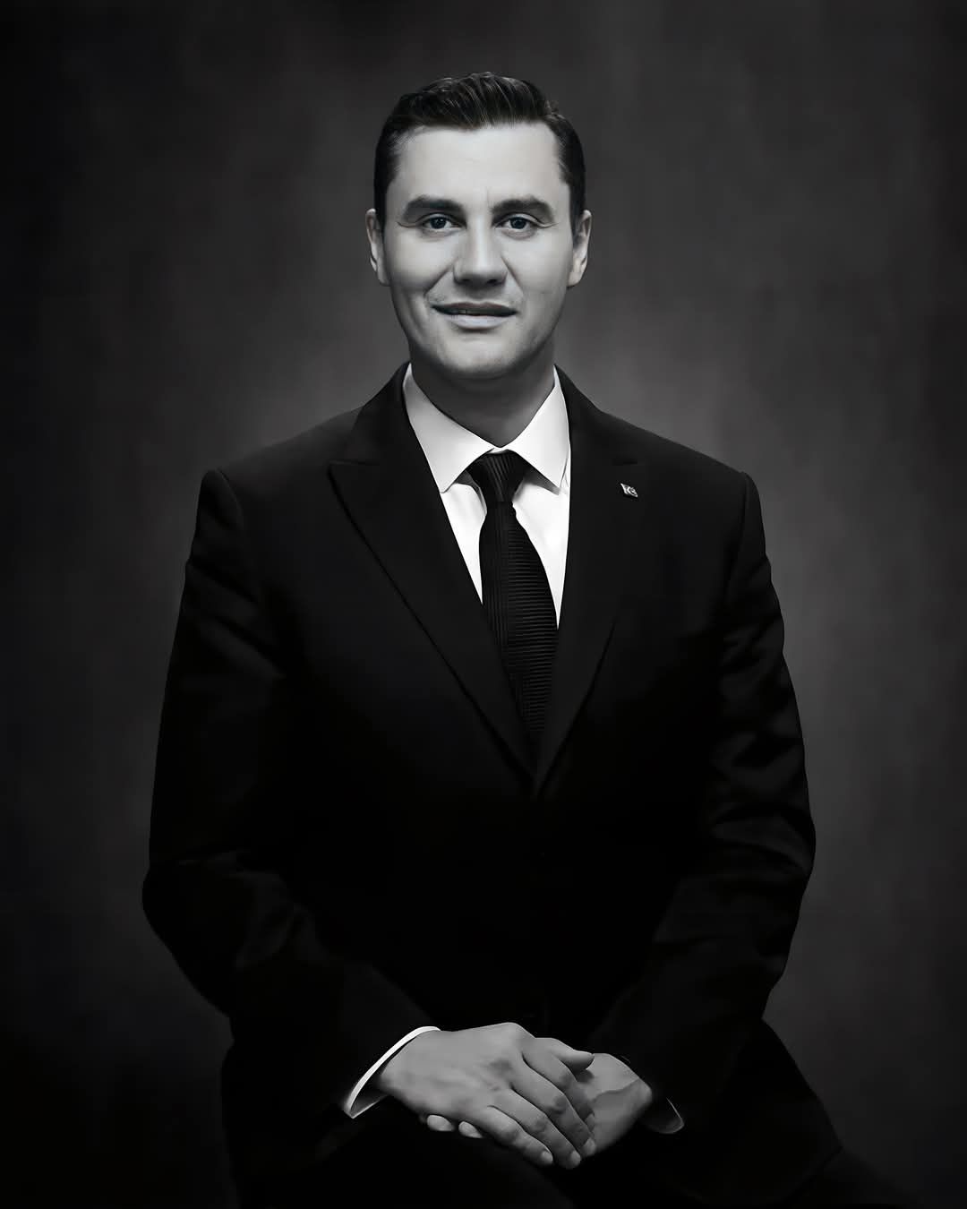 Ferdi Zeyrek'in Vefatı Aliağa'da büyük üzüntü yarattı : Siyasi Partilerden Taziye Mesajları