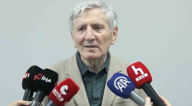 İzmir'de işten çıkartılan belediye işçileri eyleme gidiyor