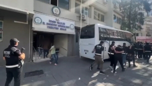 İzmir'de silahlı suç örgütüne şafak operasyonu: 17 tutuklama