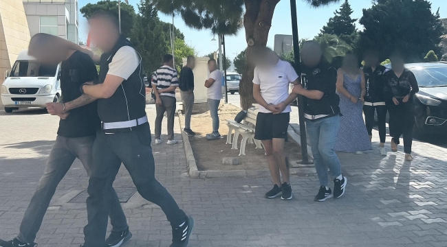 İzmir'de uyuşturucu operasyonu: 3 tutuklama