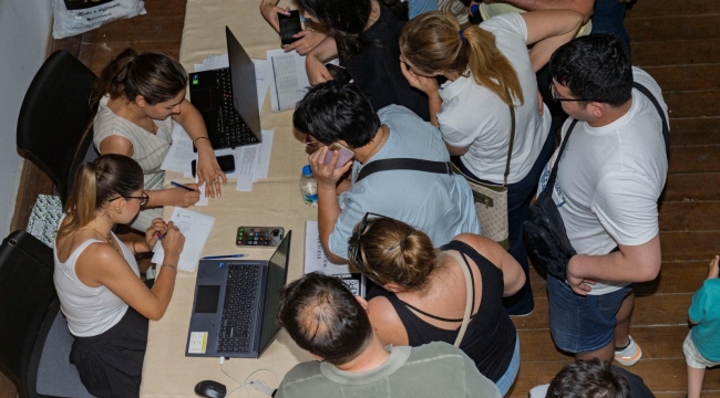 Menemen Konutları Projesi'nde sözleşmeler imzalanıyor