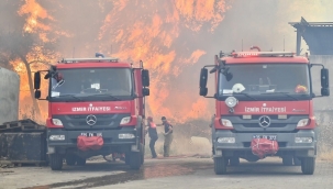 Bornova'da orman yangınını söndürme çalışmaları devam ediyor