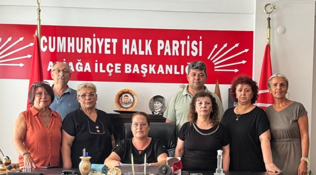 CHP'li Kadınlardan Kadın Cinayetlerine Tepki: "Kadın Cinayetleri Politiktir"