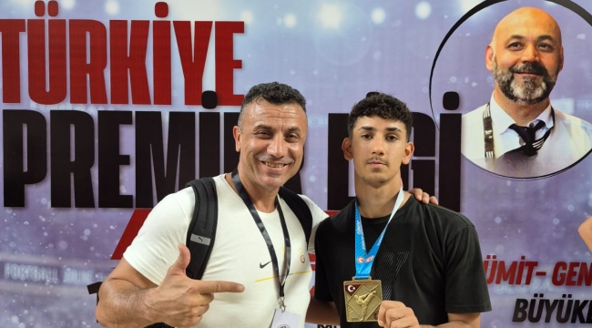 Demhat Göktaş'tan Aliağa'ya Bir Altın Madalya Daha!