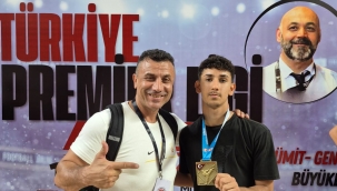 Demhat Göktaş'tan Aliağa'ya Bir Altın Madalya Daha!