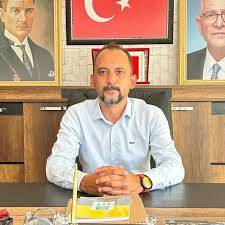 Deniz Hancı'dan Sert Çıkış: "Menfaat Masasında Buluşanlar: AKP, MHP ve DEM"