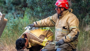 Gaziemir'de yangın kontrol altına alınıyor