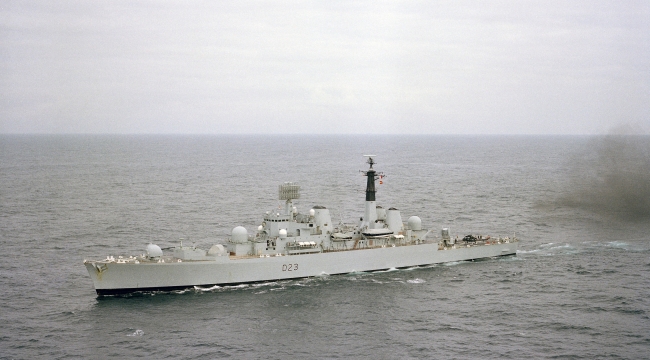 İngiliz Savaş Gemisi Aliağa Yolunda: "Kim Kullandıysa O Sökse" Tepkisi Yükseliyor