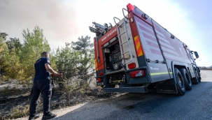 İzmir İtfaiyesi yangın riskine karşı herkesi dikkatli olmaya çağırdı