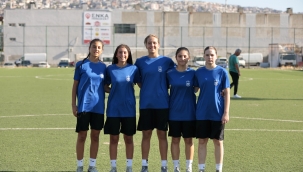  Aliağalı Futbolcu Azra Dede U15 Milli Takım Hazırlık Kampı'na Davet Edildi