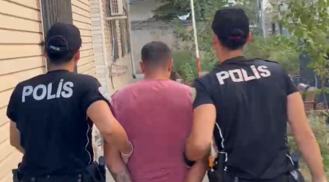 İzmir'de 11 yıl hapisle aranan şahıs yakalandı