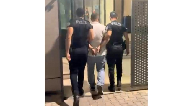 İzmir'de 12 yıl hapis cezasıyla aranan şahıs yakalandı