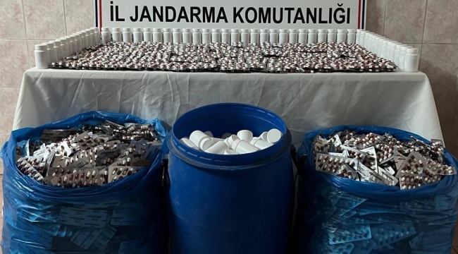 İzmir'de jandarma, uyuşturucu tacirlerine nefes aldırmadı: 87 şüpheli yakalandı