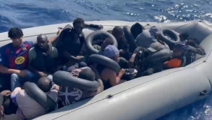 İzmir'de karada ve denizde 23 göçmen yakalandı