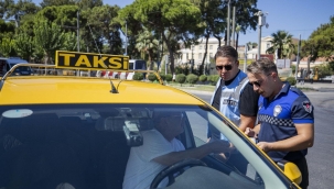 İzmir'de zabıta ekiplerinden yolcu kılığında taksi denetimi
