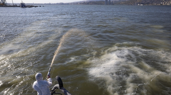 İzmir Körfezi için modifiye kil uygulaması devrede