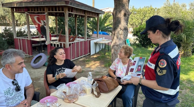 Jandarma, Aliağa'da Vatandaşları Şiddete Karşı Bilgilendirdi
