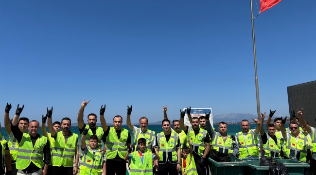 Ülkü Ocakları'ndan İzmir sahillerinde çevre temizliği