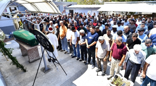  Yeni Foça İtfaiye Amiri Nurettin Altan Son Yolculuğuna Uğurlandı