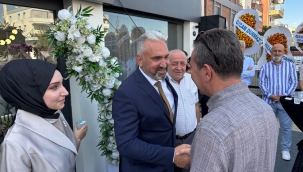 Aliağa'da Modern Diş Polikliniği Hizmete Girdi