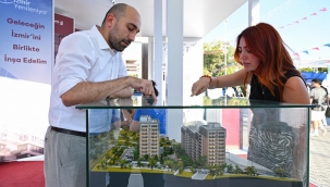 Büyükşehir'in sosyal konut projesi İEF'de VR gözlükle tanıtılıyor