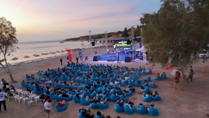 Gençler, kamp için Foça'da buluştu