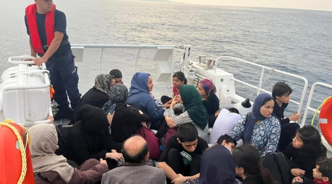 İzmir açıklarında 46'sı çocuk 81 düzensiz göçmen yakalandı