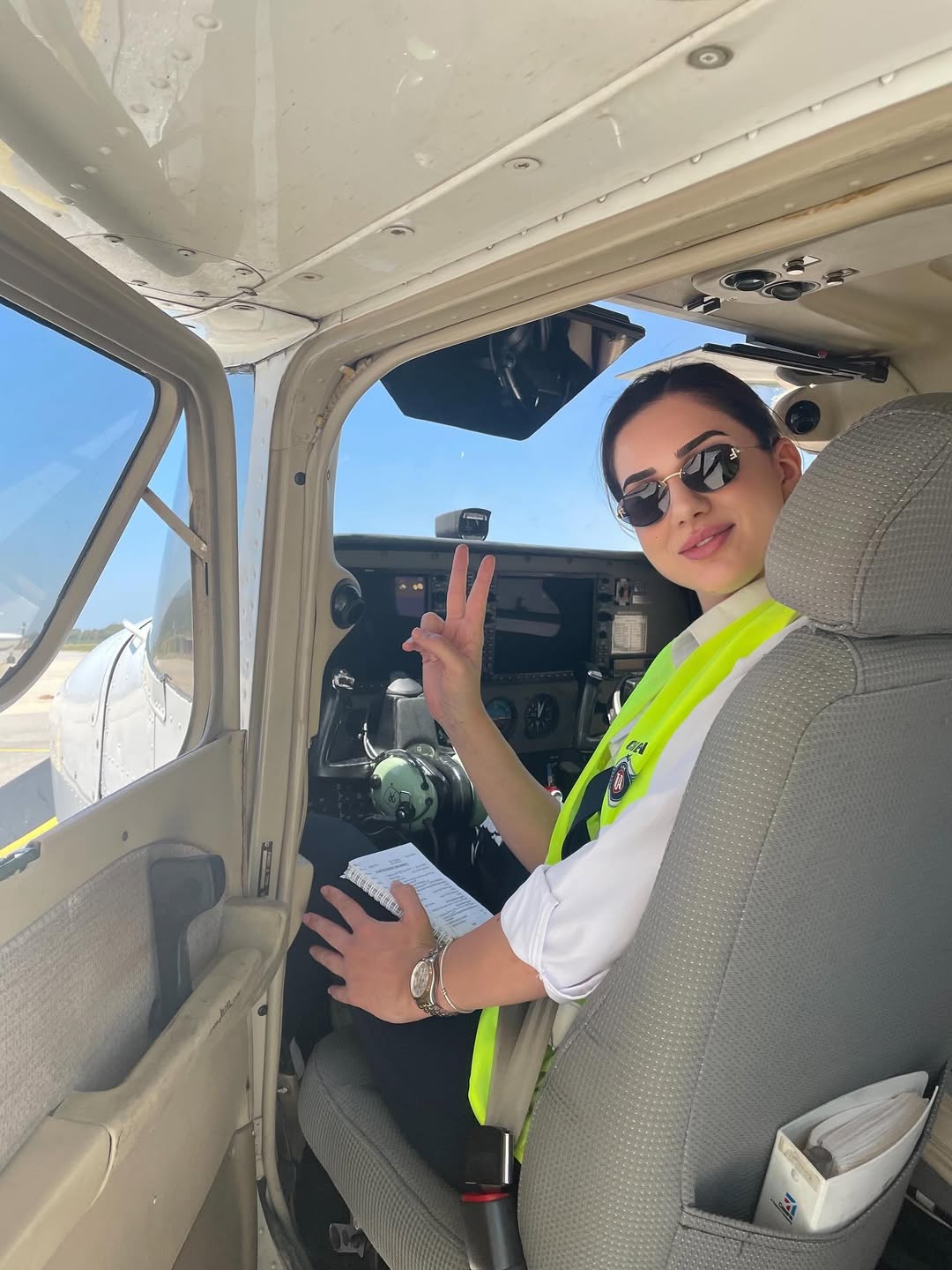 İzmir'de Eğitim Uçağı Düştü: Pilot Adayı Hayatını Kaybetti