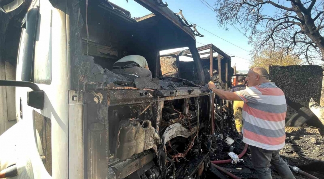 İzmir'de tır garajında yangın çıktı