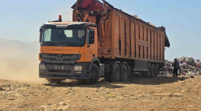Karateke'de jandarmaya rağmen çöp dökümleri devam ediyor