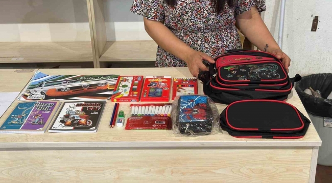 Menemen Belediyesi'nden öğrencilere kırtasiye desteği