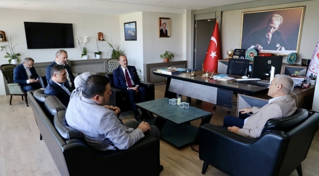 MHP İzmir Milletvekili Osmanağaoğlu Aliağa'da Ziyaretlerde Bulundu