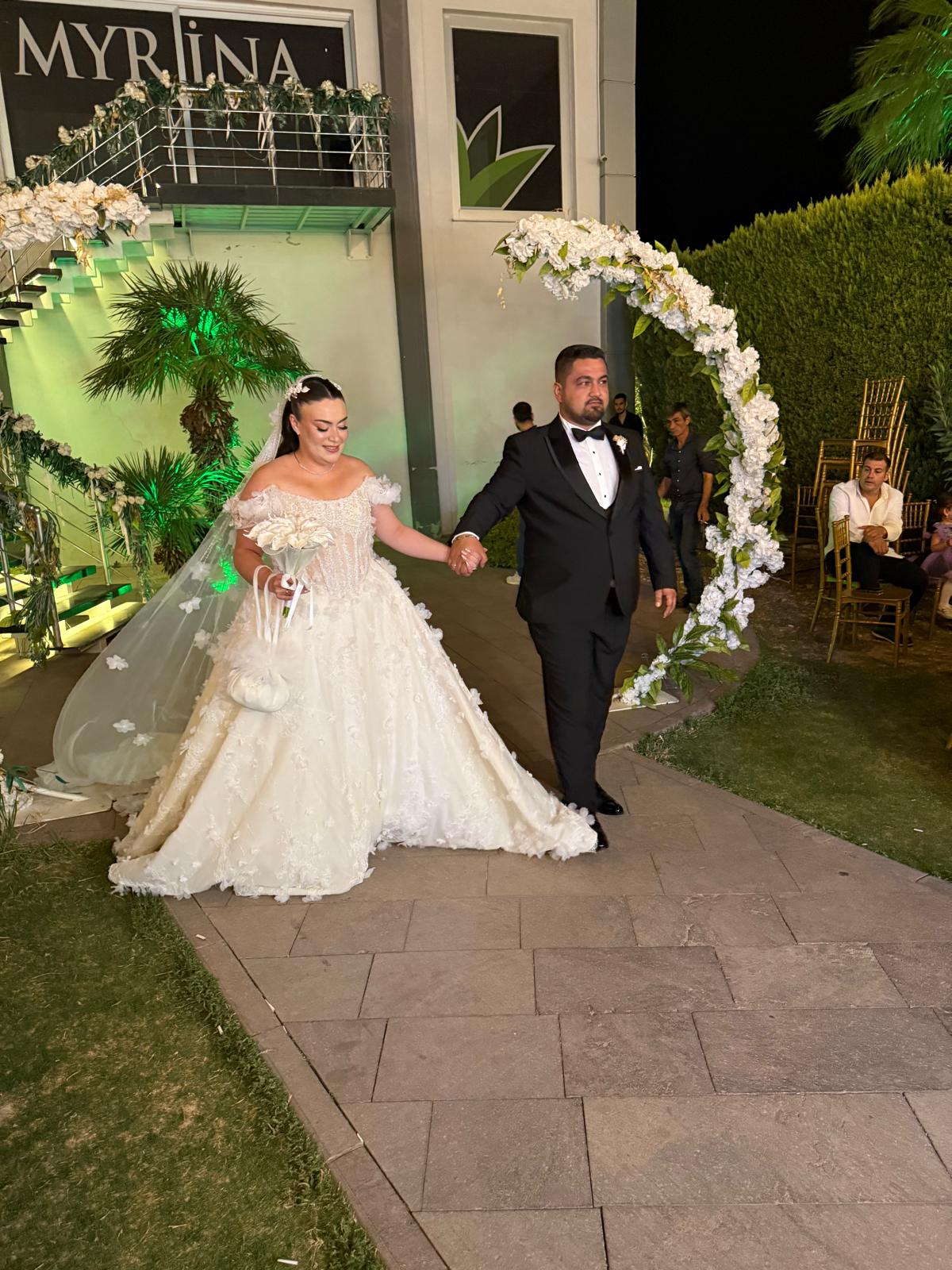 Seray ve Mehmet Ali Dünyaevine Girdi