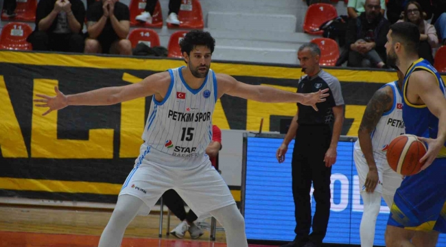 Aliağa Petkimspor Avrupa'ya galibiyetle başladı