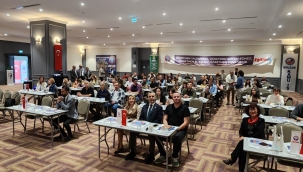 Eğitim-İş İzmir 7 Nolu Şube'den Aliağa'da Sendikal Eğitim Programı