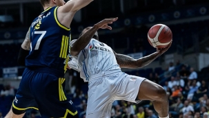 Fenerbahçe Beko, Aliağa Petkimspor'u Farklı Geçti