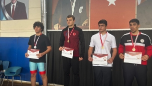 Genç Güreşçilerden Aliağa'ya 4 Madalya Birden