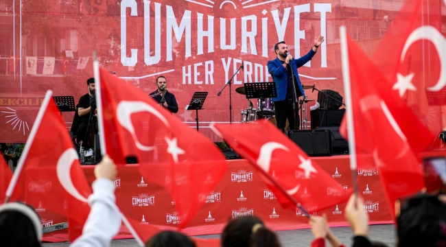 İzmir, Cumhuriyet coşkusuna hazır