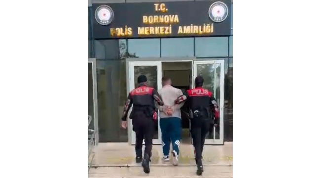 İzmir'de 21 yılla aranan hırsız yakalandı