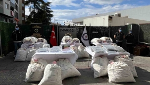 İzmir'de rekor miktarda sentetik uyuşturucu yakalandı
