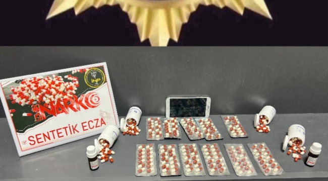 Konak'ta zehir tacirlerine büyük darbe: 15 tutuklama