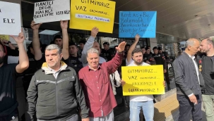 Pazarcı esnafından Karşıyaka'da oturma eylemi