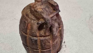 Tarlada el bombası bulundu