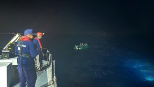 İzmir'de 7 düzensiz göçmen yakalandı, 34 göçmen kurtarıldı