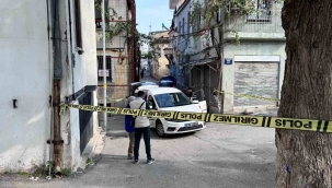 Kızılay personeli yemek dağıtırken vuruldu