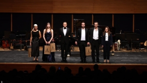 Dünya Türk Dili Ailesi Günü İzmir'de ilk kez düzenlendi