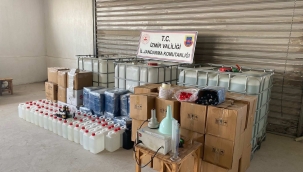 İzmir'de 1,5 milyon lira değerinde kaçak etil alkol ele geçirildi